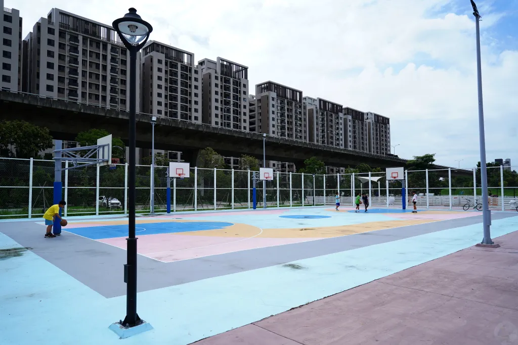 馬卡龍公園,太平親子公園,台中親子公園,台中最高溜滑梯,太平最高溜滑梯 馬卡龍公園,太平親子公園,台中親子公園,台中最高溜滑梯,太平最高溜滑梯