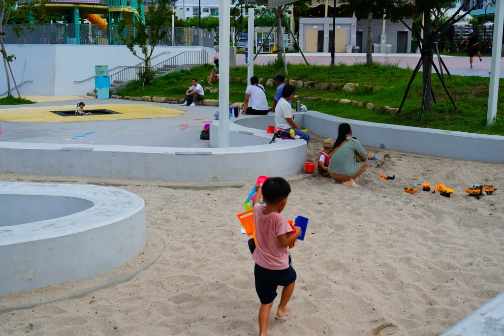 馬卡龍公園,太平親子公園,台中親子公園,台中最高溜滑梯,太平最高溜滑梯 馬卡龍公園,太平親子公園,台中親子公園,台中最高溜滑梯,太平最高溜滑梯