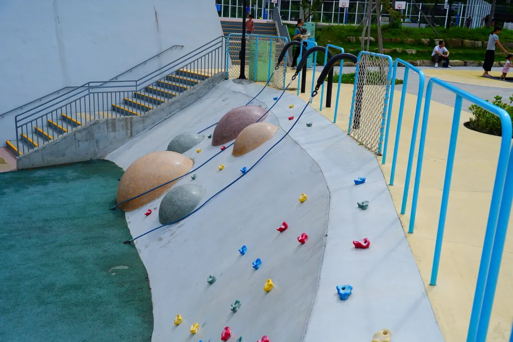 馬卡龍公園,太平親子公園,台中親子公園,台中最高溜滑梯,太平最高溜滑梯