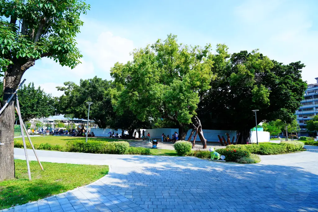 台中景點,台中公園,豬事圓滿公園,台中美樂地計畫,台中屠宰場,台中親子公園, 豬事圓滿公園, 豬主題遊樂場, 親子共融遊戲場, 台中遊樂場, 屠宰場改建, 可愛豬豬廁所, 體健區, 沙坑溜滑梯, 台中旅遊景點
