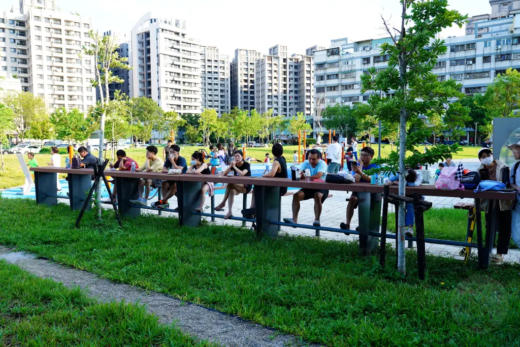 台中景點,台中公園,豬事圓滿公園,台中美樂地計畫,台中屠宰場,台中親子公園, 豬事圓滿公園, 豬主題遊樂場, 親子共融遊戲場, 台中遊樂場, 屠宰場改建, 可愛豬豬廁所, 體健區, 沙坑溜滑梯, 台中旅遊景點