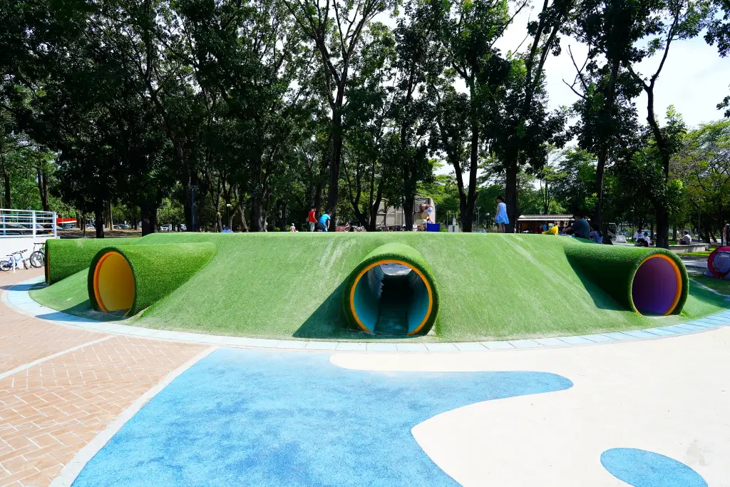 膨鼠森林公園, 雲林斗六膨鼠森林公園, 雲林親子景點, 斗六親子公園, 親子公園推薦,橡果溜滑梯, 噴泉廣場, 松鼠主題遊戲場, 金瓜鼠樂園, 膨鼠森林市集, 雲林旅遊推薦, 斗六旅遊, 週末親子活動, 戶外遊戲場, 玩水親子公園, 雲林親子遊,雲林斗六親子公園 膨鼠森林公園, 雲林親子景點推薦 橡果溜滑梯, 斗六膨鼠森林公園 松鼠主題遊戲場, 雲林最強親子公園 玩水橡果溜滑梯, 斗六親子遊景點 噴泉廣場 膨鼠森林市集,膨鼠森林公園 評價 膨鼠森林公園, 雲林斗六膨鼠森林公園, 雲林親子景點, 斗六親子公園, 親子公園推薦,橡果溜滑梯, 噴泉廣場, 松鼠主題遊戲場, 金瓜鼠樂園, 膨鼠森林市集, 雲林旅遊推薦, 斗六旅遊, 週末親子活動, 戶外遊戲場, 玩水親子公園, 雲林親子遊,雲林斗六親子公園 膨鼠森林公園, 雲林親子景點推薦 橡果溜滑梯, 斗六膨鼠森林公園 松鼠主題遊戲場, 雲林最強親子公園 玩水橡果溜滑梯, 斗六親子遊景點 噴泉廣場 膨鼠森林市集,膨鼠森林公園 評價