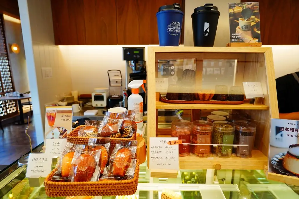 REC COFFEE,台中REC COFFEE,REC COFFEE評價,台中咖啡輕食推薦,台中咖啡廳推薦,REC COFFEE, 台中咖啡廳推薦, 台中崇德店, 台中旗艦店, 手沖咖啡, 台中美食, 台中咖啡,REC COFFEE菜單