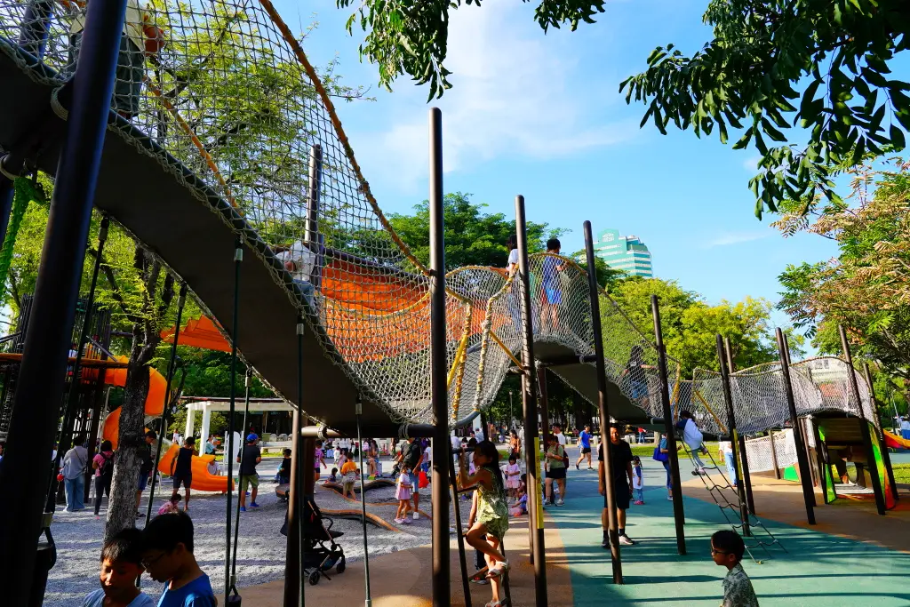 台中北屯兒童公園, 台中特色公園, 美樂地計畫, 台中親子遊推薦, 台中共融遊具, 無障礙設施公園, 攀爬隧道, 旋轉溜滑梯, 林間探索遊戲場, 台中親子景點, 台中親子戶外活動, 台中公園推薦, 台中兒童遊戲區, 台中親子共融遊樂場,荔枝老樹公園,興安路兒童公園 台中北屯兒童公園, 台中特色公園, 美樂地計畫, 台中親子遊推薦, 台中共融遊具, 無障礙設施公園, 攀爬隧道, 旋轉溜滑梯, 林間探索遊戲場, 台中親子景點, 台中親子戶外活動, 台中公園推薦, 台中兒童遊戲區, 台中親子共融遊樂場,荔枝老樹公園,興安路兒童公園