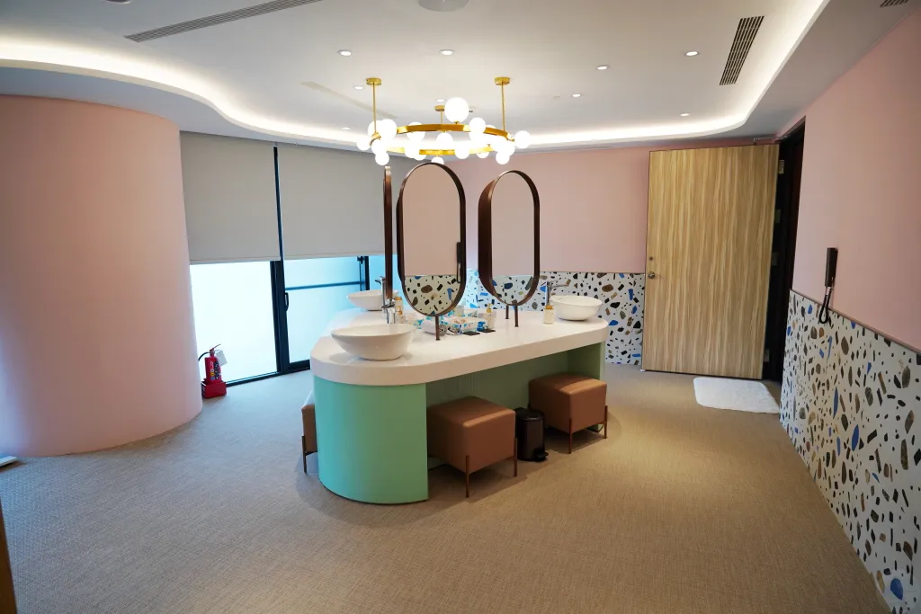 日月潭力麗溫德姆溫泉酒店,日月潭住宿推薦,伊達邵住宿,日月潭親子住宿,日月潭飯店推薦,伊達邵商圈飯店,日月潭纜車,日月潭停車方便,日月潭親子客房,南投住宿推薦,日月潭寬敞客房,日月潭景點住宿,日月潭溫泉飯店,南投親子飯店,日月潭親子旅遊,日月潭力麗溫德姆溫泉酒店評價,力麗溫德姆溫泉評價