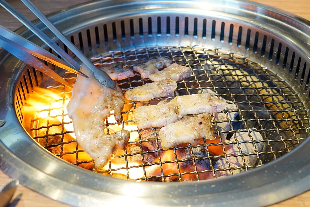 北區燒肉,台中燒肉,台中北區燒肉,台中美食,北區美食,巷弄燒肉,燒肉卡古,燒肉GAKU,台中美食,台中燒肉推薦,燒肉GAKU《燒肉卡古》,燒肉卡古評價,燒肉卡古菜單,燒肉GAKU評價,燒肉GAKU菜單