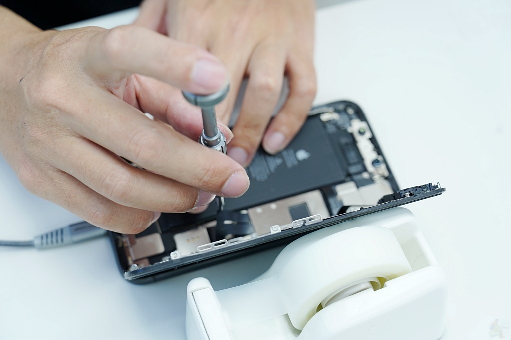 iPhone維修,iPhone換電池,.Phone原廠電池,電池健康度,快速維修,iPhone維修中心,Apple原廠零件,APicu評價,APicu台中Phone維修,iPhone維修, iPhone修理, iPhone螢幕更換, iPhone電池更換, iPhone修理店, iPhone維修中心, iPhone故障修復, iPhone維修服務, 螢幕破裂修理, iPhone電池換新, iPhone充電端口修理, iPhone水災修復, iPhone相機修理, iPhone無法開機修理, iPhone損壞修理, iPhone修理價格, 快速iPhone維修, iPhone修理推薦, iPhone維修服務中心, iPhone修理網路預約, 蘋果手機維修, iPhone專業維修, iPhone維修專家 iPhone維修,iPhone換電池,.Phone原廠電池,電池健康度,快速維修,iPhone維修中心,Apple原廠零件,APicu評價,APicu台中Phone維修,iPhone維修, iPhone修理, iPhone螢幕更換, iPhone電池更換, iPhone修理店, iPhone維修中心, iPhone故障修復, iPhone維修服務, 螢幕破裂修理, iPhone電池換新, iPhone充電端口修理, iPhone水災修復, iPhone相機修理, iPhone無法開機修理, iPhone損壞修理, iPhone修理價格, 快速iPhone維修, iPhone修理推薦, iPhone維修服務中心, iPhone修理網路預約, 蘋果手機維修, iPhone專業維修, iPhone維修專家
