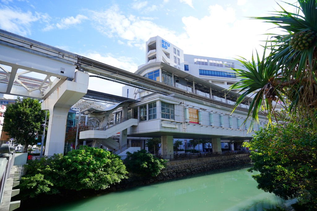 那霸西鐵渡假客棧外觀