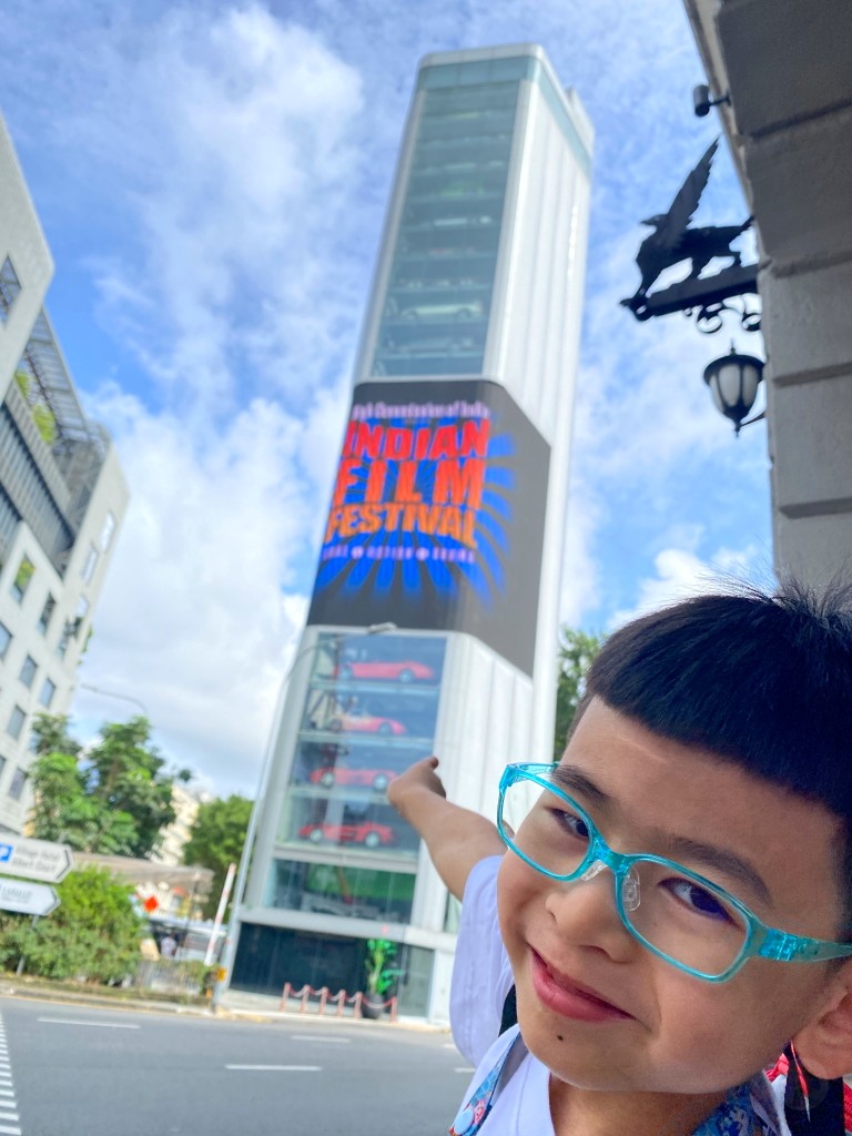 新加坡旅遊,新加坡懶人包,新加坡景點推薦,新加坡飯店推薦,新加坡交通,新加坡地鐵,新加坡自由行, 新加坡必訪景點, 濱海灣花園, 新加坡單軌電車, 新加坡交通, 新加坡住宿, 新加坡旅遊規劃, 新加坡行程, 新加坡親子旅行, 新加坡景點推薦, 新加坡自駕, 新加坡市區旅遊, 新加坡熱門景點, 新加坡景點安排, 新加坡旅遊攻略, 新加坡景點介紹, 新加坡國際機場, 濱海灣金沙, 武吉士街, 小印度, 哈芝巷, 聖淘沙島, 新加坡動物園, 新加坡夜間動物園, 新加坡植物園, 甘榜格南, 裕廊飛禽公園, 新加坡科學館, 濱海藝術中心, 牛車水, 福康寧公園, 東海岸公園, 裕廊地標購物中心, 新加坡美食推薦, 新加坡街頭小吃, 新加坡晚餐推薦, 新加坡購物中心,馬來西亞樂高樂園