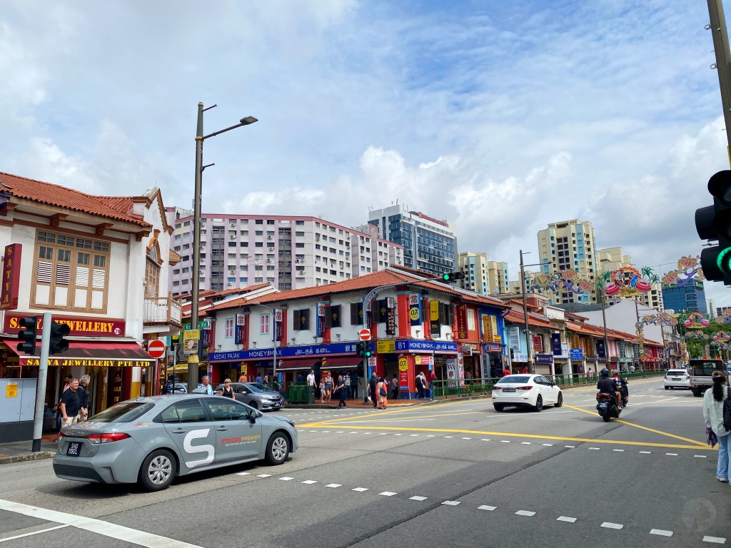 新加坡小印度區,新加坡小印度治安,新加坡小印度必買,新加坡小印度美食,新加坡小印度時間,小印度區阿拉伯區,新加坡小印度晚上,新加坡小印度餐廳,Delhi Lahori,Delhi Lahori 捲餅,維拉馬卡里拉曼廟,米其林美食指南 Delhi Lahori,Sri Veeramakaliamman Temple 新加坡小印度區,新加坡小印度治安,新加坡小印度必買,新加坡小印度美食,新加坡小印度時間,小印度區阿拉伯區,新加坡小印度晚上,新加坡小印度餐廳,Delhi Lahori,Delhi Lahori 捲餅,維拉馬卡里拉曼廟,米其林美食指南 Delhi Lahori,Sri Veeramakaliamman Temple