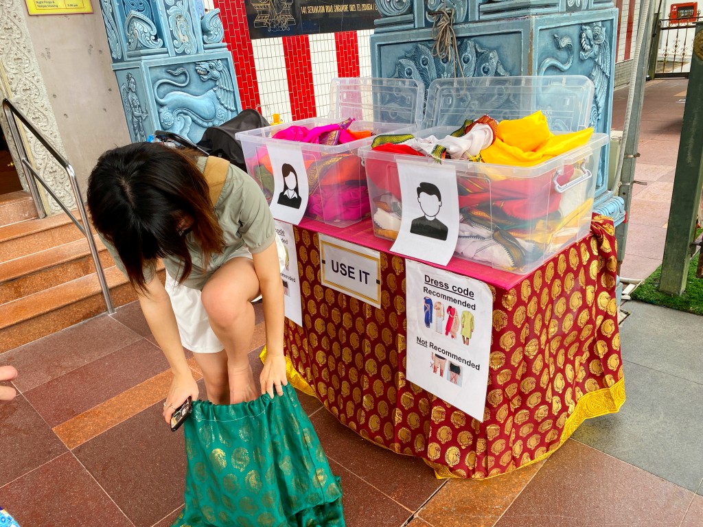 新加坡小印度區,新加坡小印度治安,新加坡小印度必買,新加坡小印度美食,新加坡小印度時間,小印度區阿拉伯區,新加坡小印度晚上,新加坡小印度餐廳,Delhi Lahori,Delhi Lahori 捲餅,維拉馬卡里拉曼廟,米其林美食指南 Delhi Lahori,Sri Veeramakaliamman Temple 新加坡小印度區,新加坡小印度治安,新加坡小印度必買,新加坡小印度美食,新加坡小印度時間,小印度區阿拉伯區,新加坡小印度晚上,新加坡小印度餐廳,Delhi Lahori,Delhi Lahori 捲餅,維拉馬卡里拉曼廟,米其林美食指南 Delhi Lahori,Sri Veeramakaliamman Temple