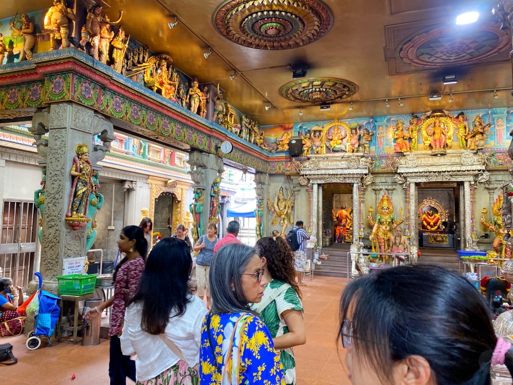 新加坡小印度區,新加坡小印度治安,新加坡小印度必買,新加坡小印度美食,新加坡小印度時間,小印度區阿拉伯區,新加坡小印度晚上,新加坡小印度餐廳,Delhi Lahori,Delhi Lahori 捲餅,維拉馬卡里拉曼廟,米其林美食指南 Delhi Lahori,Sri Veeramakaliamman Temple 新加坡小印度區,新加坡小印度治安,新加坡小印度必買,新加坡小印度美食,新加坡小印度時間,小印度區阿拉伯區,新加坡小印度晚上,新加坡小印度餐廳,Delhi Lahori,Delhi Lahori 捲餅,維拉馬卡里拉曼廟,米其林美食指南 Delhi Lahori,Sri Veeramakaliamman Temple