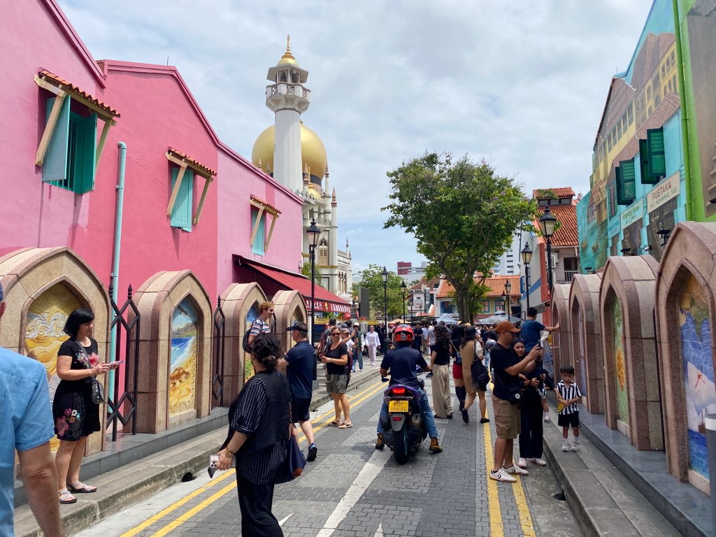 新加坡旅遊,新加坡懶人包,新加坡景點推薦,新加坡飯店推薦,新加坡交通,新加坡地鐵,新加坡自由行, 新加坡必訪景點, 濱海灣花園, 新加坡單軌電車, 新加坡交通, 新加坡住宿, 新加坡旅遊規劃, 新加坡行程, 新加坡親子旅行, 新加坡景點推薦, 新加坡自駕, 新加坡市區旅遊, 新加坡熱門景點, 新加坡景點安排, 新加坡旅遊攻略, 新加坡景點介紹, 新加坡國際機場, 濱海灣金沙, 武吉士街, 小印度, 哈芝巷, 聖淘沙島, 新加坡動物園, 新加坡夜間動物園, 新加坡植物園, 甘榜格南, 裕廊飛禽公園, 新加坡科學館, 濱海藝術中心, 牛車水, 福康寧公園, 東海岸公園, 裕廊地標購物中心, 新加坡美食推薦, 新加坡街頭小吃, 新加坡晚餐推薦, 新加坡購物中心,馬來西亞樂高樂園
