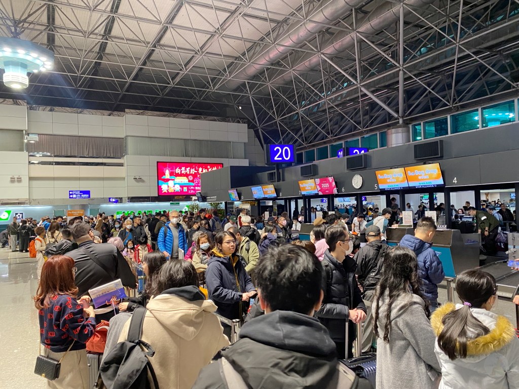 新加坡旅遊,新加坡懶人包,新加坡景點推薦,新加坡飯店推薦,新加坡交通,新加坡地鐵,新加坡自由行, 新加坡必訪景點, 濱海灣花園, 新加坡單軌電車, 新加坡交通, 新加坡住宿, 新加坡旅遊規劃, 新加坡行程, 新加坡親子旅行, 新加坡景點推薦, 新加坡自駕, 新加坡市區旅遊, 新加坡熱門景點, 新加坡景點安排, 新加坡旅遊攻略, 新加坡景點介紹, 新加坡國際機場, 濱海灣金沙, 武吉士街, 小印度, 哈芝巷, 聖淘沙島, 新加坡動物園, 新加坡夜間動物園, 新加坡植物園, 甘榜格南, 裕廊飛禽公園, 新加坡科學館, 濱海藝術中心, 牛車水, 福康寧公園, 東海岸公園, 裕廊地標購物中心, 新加坡美食推薦, 新加坡街頭小吃, 新加坡晚餐推薦, 新加坡購物中心,馬來西亞樂高樂園