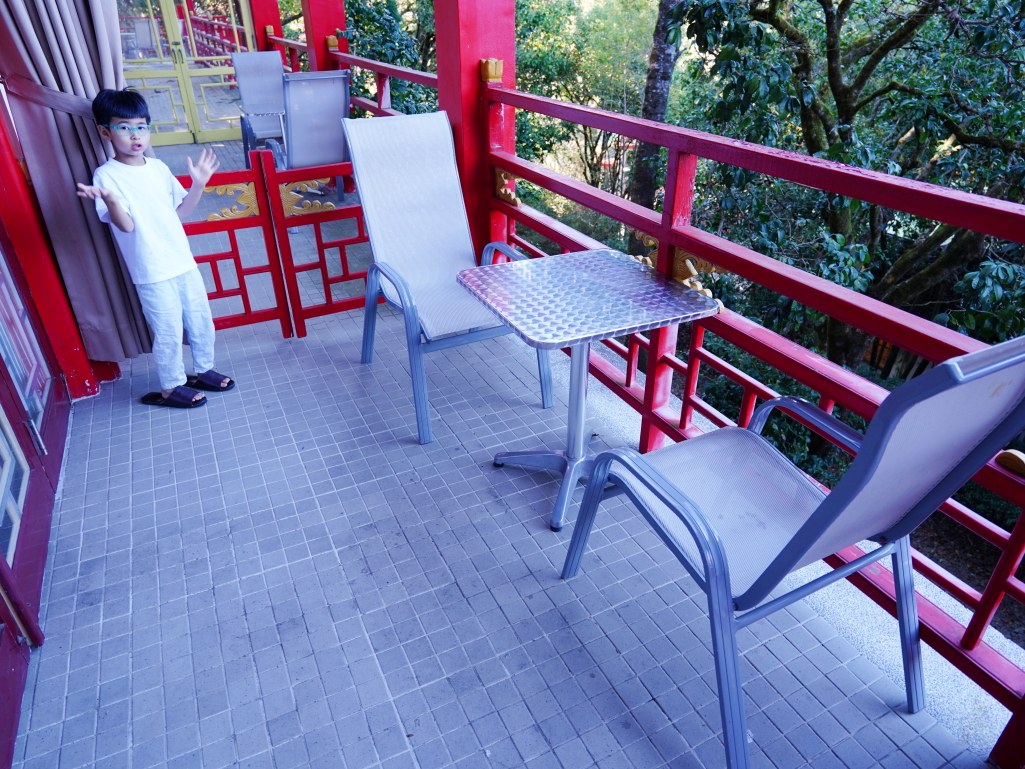 梨山賓館, 梨山住宿, 梨山賞櫻, 梨山避暑, 梨山農場, 福壽山農場, 武陵農場, 旅咖住宿體驗, 梨山景點, 豪華雙人房, 標準雙人房, 乾濕分離浴室, 私人陽台, 溫泉酒店, 高山住宿, 梨山美景, 高山住宿推薦, 梨山必吃, 梨山貢茶, 冰箱, 旅行住宿推薦, 遠足, 梨山旅遊 梨山賓館, 梨山住宿, 梨山賞櫻, 梨山避暑, 梨山農場, 福壽山農場, 武陵農場, 旅咖住宿體驗, 梨山景點, 豪華雙人房, 標準雙人房, 乾濕分離浴室, 私人陽台, 溫泉酒店, 高山住宿, 梨山美景, 高山住宿推薦, 梨山必吃, 梨山貢茶, 冰箱, 旅行住宿推薦, 遠足, 梨山旅遊