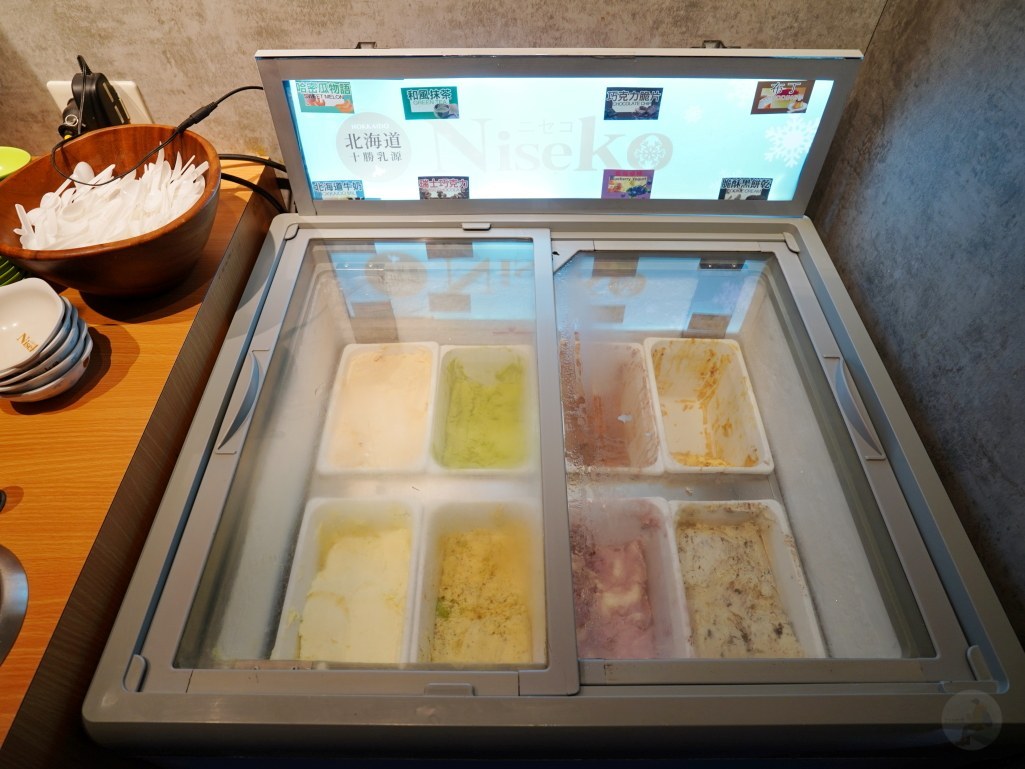 十二段鍋物堂沙鹿店冰淇淋口味