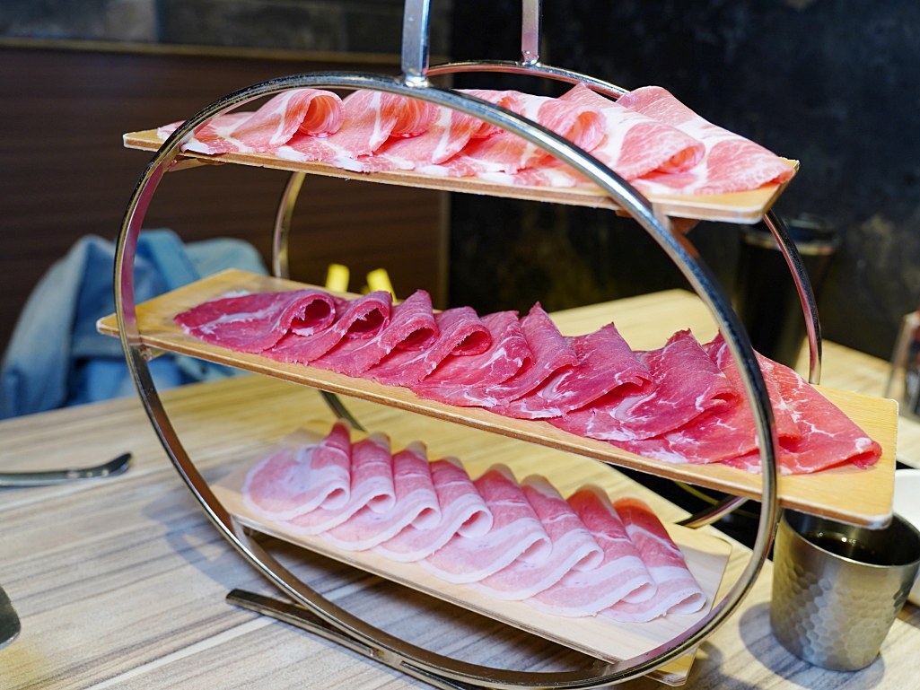 十二段鍋物堂肉品拼盤