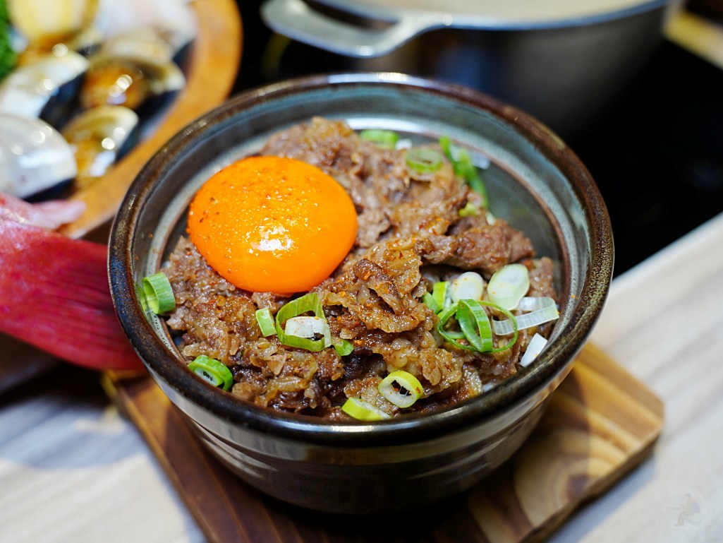 十二段鍋物堂私房牛肉丼飯