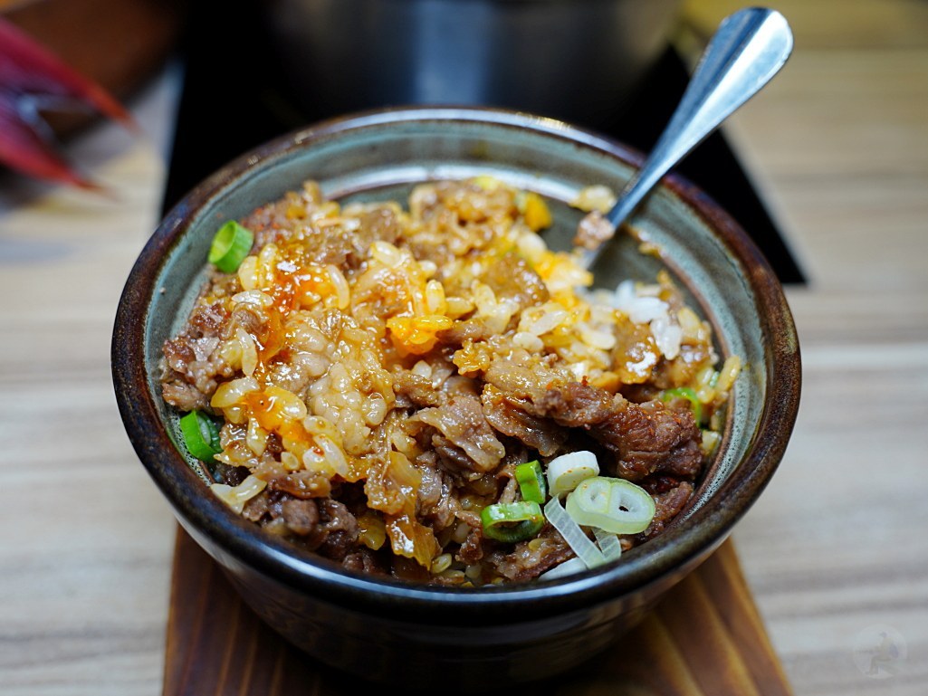 私房牛肉丼飯與生食級蛋黃