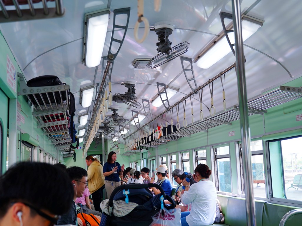 花東線, 單軌鐵路, 花蓮至知本, 藍皮解憂號, 列車交會, 行車效率, 班次限制, 一票難求, 鐵路瓶頸, 雙軌化, 電氣化, 花東雙軌計畫, 運輸改善, 鐵道建設, 行車時間縮短, 交通部計畫, 鐵路升級, 台東交通, 東部運能, 台鐵改善, 交通基礎建設
