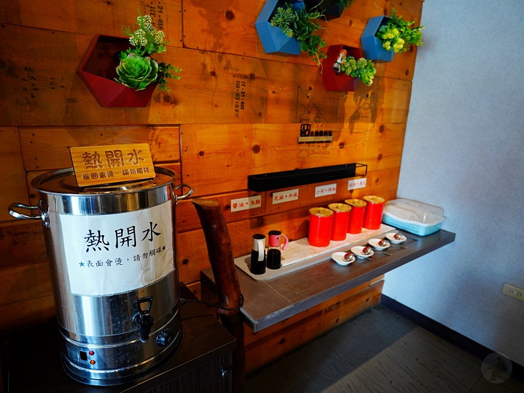 整潔乾淨的自助取用區