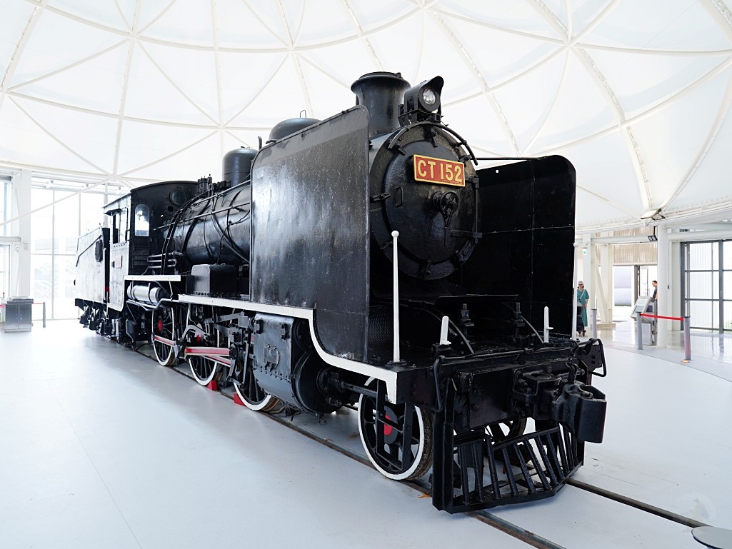 苗栗火車頭園區,苗栗親子景點,苗栗景點推薦,火車頭園區,鐵道迷景點,親子鐵道景點,台灣鐵道旅遊,親子小旅行,火車迷必訪,鐵道主題景點,台灣火車景點,苗栗新景點,親子一日遊,苗栗親子旅遊,火車主題樂園