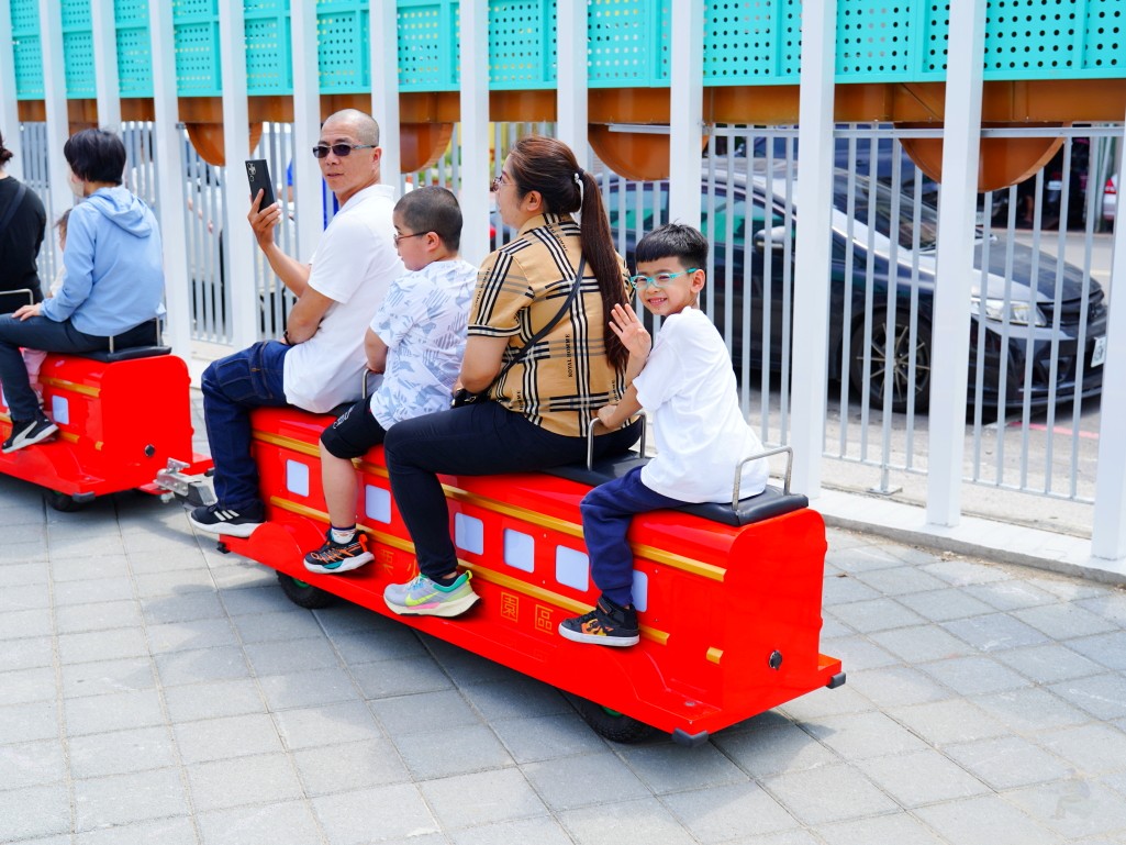 苗栗火車頭園區,苗栗親子景點,苗栗景點推薦,火車頭園區,鐵道迷景點,親子鐵道景點,台灣鐵道旅遊,親子小旅行,火車迷必訪,鐵道主題景點,台灣火車景點,苗栗新景點,親子一日遊,苗栗親子旅遊,火車主題樂園