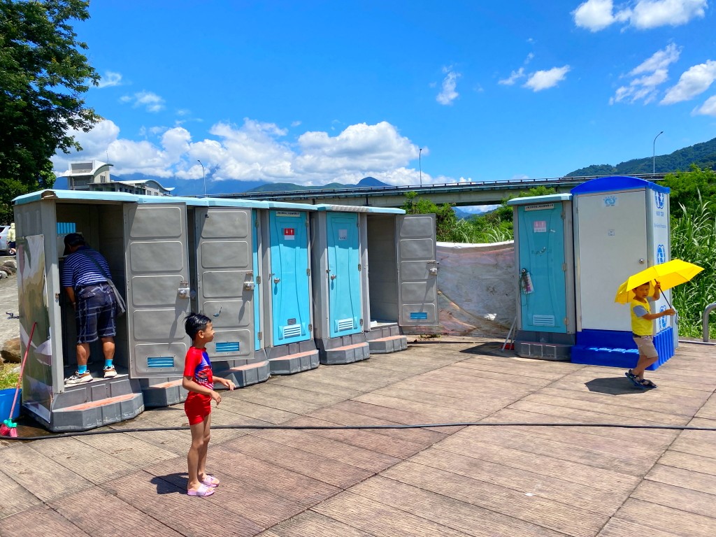 水里瘋水祭,水里瘋水祭 2025,南投玩水景點,水里水漾樂園,南投夏日親子景點,南投水里親水公園活動,暑假玩水推薦 2025,南投99元水上樂園,水里瘋水祭門票優惠,水里沙雕活動,暑期一日遊推薦南投