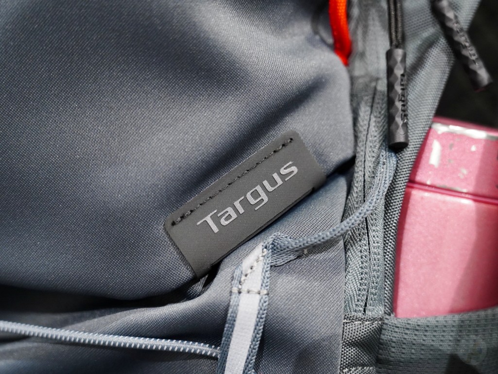 Targus 後背包,Targus Work+ Play Trio,Targus Work+ Play Flex,Targus 筆電包開箱,Targus 後背包開箱,15吋筆電包推薦,16吋筆電後背包,Trio 後背包開箱,Flex 後背包開箱,後背包比較評比,15-16 吋筆電後背包,Targus Work+ 系列評價,Targus Work+ 後背包推薦,多功能筆電後背包,後背包怎麼選,Trio 與 Flex 差異,Targus Work+ 收納空間比較,通勤用後背包推薦,防水筆電包推薦,後背包收納設計實測,後背包開箱實測,筆電包推薦哪一款,後背包評價,Targus 開箱文,開箱比較,Targus 好用嗎,筆電後背包實用嗎,辦公收納包推薦,上下班用後背包推薦,鞋子衣物分層包推薦 Targus 後背包,Targus Work+ Play Trio,Targus Work+ Play Flex,Targus 筆電包開箱,Targus 後背包開箱,15吋筆電包推薦,16吋筆電後背包,Trio 後背包開箱,Flex 後背包開箱,後背包比較評比,15-16 吋筆電後背包,Targus Work+ 系列評價,Targus Work+ 後背包推薦,多功能筆電後背包,後背包怎麼選,Trio 與 Flex 差異,Targus Work+ 收納空間比較,通勤用後背包推薦,防水筆電包推薦,後背包收納設計實測,後背包開箱實測,筆電包推薦哪一款,後背包評價,Targus 開箱文,開箱比較,Targus 好用嗎,筆電後背包實用嗎,辦公收納包推薦,上下班用後背包推薦,鞋子衣物分層包推薦