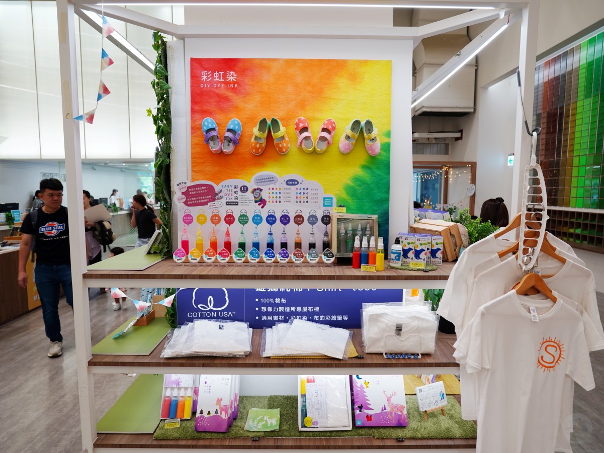 雄獅文具想像力製造所, 桃園觀光工廠, 親子景點, 桃園親子景點, 桃園室內景點, 桃園雨天備案, 桃園親子一日遊, 桃園親子旅遊景點, 桃園免費景點, 雄獅文具想像力製造所門票, 雄獅文具想像力製造所交通, 雄獅文具想像力製造所DIY體驗, 雄獅文具想像力製造所評價, 雄獅文具想像力製造所參觀心得, 雄獅文具想像力製造所要玩多久 雄獅文具想像力製造所, 桃園觀光工廠, 親子景點, 桃園親子景點, 桃園室內景點, 桃園雨天備案, 桃園親子一日遊, 桃園親子旅遊景點, 桃園免費景點, 雄獅文具想像力製造所門票, 雄獅文具想像力製造所交通, 雄獅文具想像力製造所DIY體驗, 雄獅文具想像力製造所評價, 雄獅文具想像力製造所參觀心得, 雄獅文具想像力製造所要玩多久