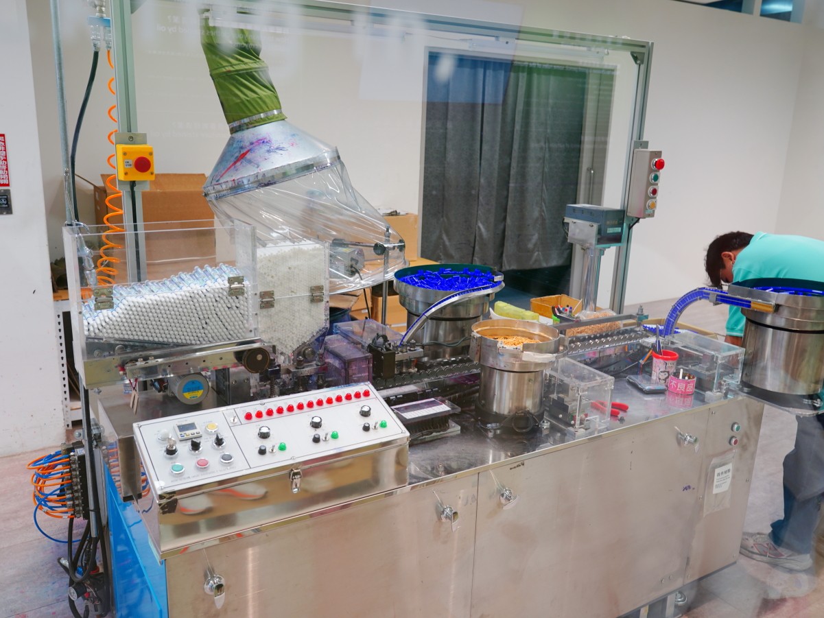 雄獅文具想像力製造所, 桃園觀光工廠, 親子景點, 桃園親子景點, 桃園室內景點, 桃園雨天備案, 桃園親子一日遊, 桃園親子旅遊景點, 桃園免費景點, 雄獅文具想像力製造所門票, 雄獅文具想像力製造所交通, 雄獅文具想像力製造所DIY體驗, 雄獅文具想像力製造所評價, 雄獅文具想像力製造所參觀心得, 雄獅文具想像力製造所要玩多久