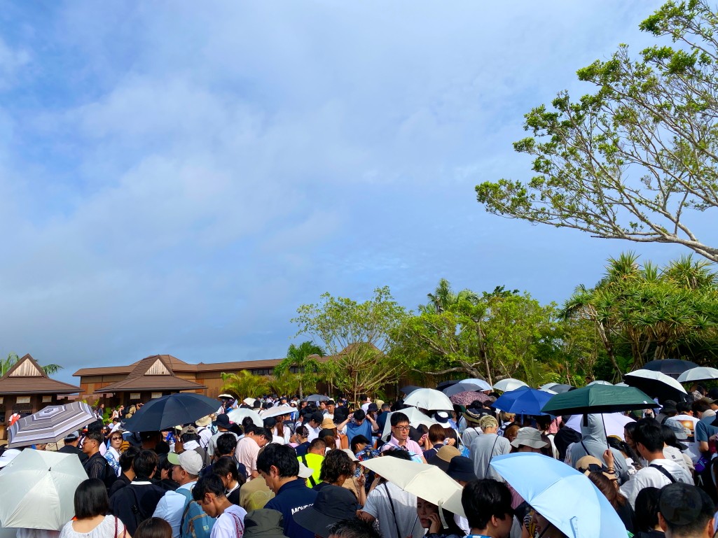 天氣多變的JUNGLIA入園口|沖繩新景點2026