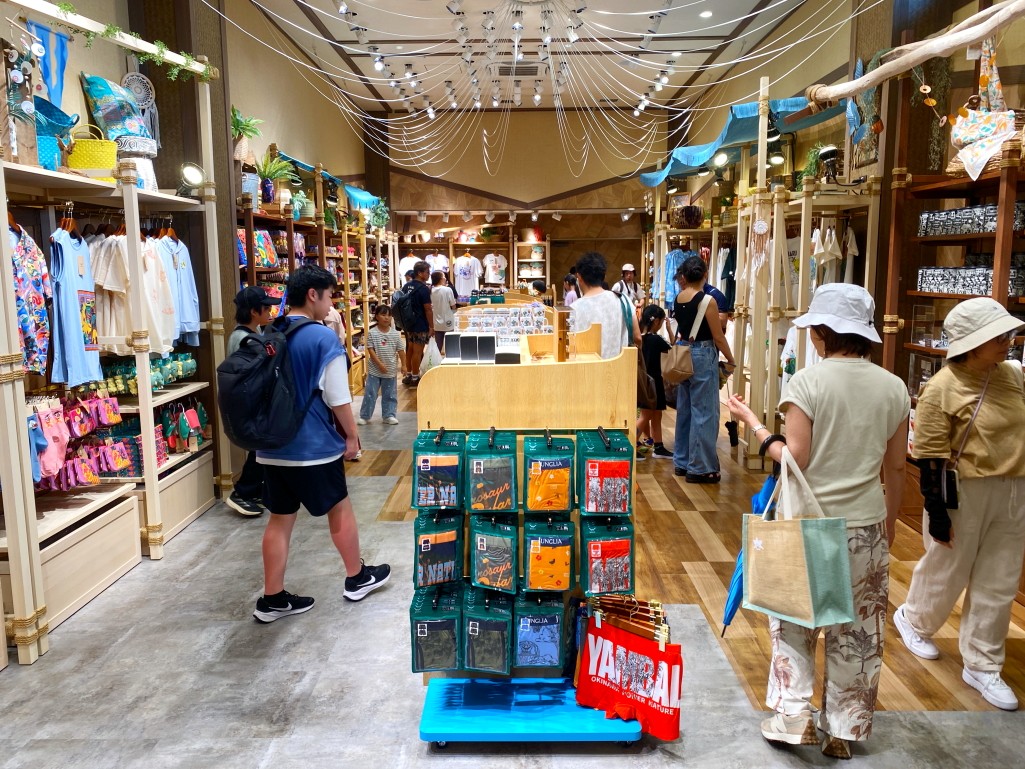 各種恐龍造型周邊商品|沖繩侏儸紀樂園
