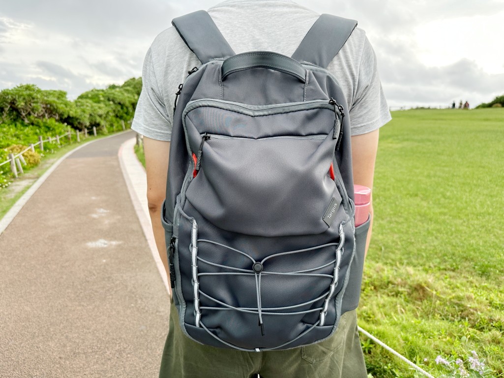 Targus 後背包,Targus Work+ Play Trio,Targus Work+ Play Flex,Targus 筆電包開箱,Targus 後背包開箱,15吋筆電包推薦,16吋筆電後背包,Trio 後背包開箱,Flex 後背包開箱,後背包比較評比,15-16 吋筆電後背包,Targus Work+ 系列評價,Targus Work+ 後背包推薦,多功能筆電後背包,後背包怎麼選,Trio 與 Flex 差異,Targus Work+ 收納空間比較,通勤用後背包推薦,防水筆電包推薦,後背包收納設計實測,後背包開箱實測,筆電包推薦哪一款,後背包評價,Targus 開箱文,開箱比較,Targus 好用嗎,筆電後背包實用嗎,辦公收納包推薦,上下班用後背包推薦,鞋子衣物分層包推薦 Targus 後背包,Targus Work+ Play Trio,Targus Work+ Play Flex,Targus 筆電包開箱,Targus 後背包開箱,15吋筆電包推薦,16吋筆電後背包,Trio 後背包開箱,Flex 後背包開箱,後背包比較評比,15-16 吋筆電後背包,Targus Work+ 系列評價,Targus Work+ 後背包推薦,多功能筆電後背包,後背包怎麼選,Trio 與 Flex 差異,Targus Work+ 收納空間比較,通勤用後背包推薦,防水筆電包推薦,後背包收納設計實測,後背包開箱實測,筆電包推薦哪一款,後背包評價,Targus 開箱文,開箱比較,Targus 好用嗎,筆電後背包實用嗎,辦公收納包推薦,上下班用後背包推薦,鞋子衣物分層包推薦