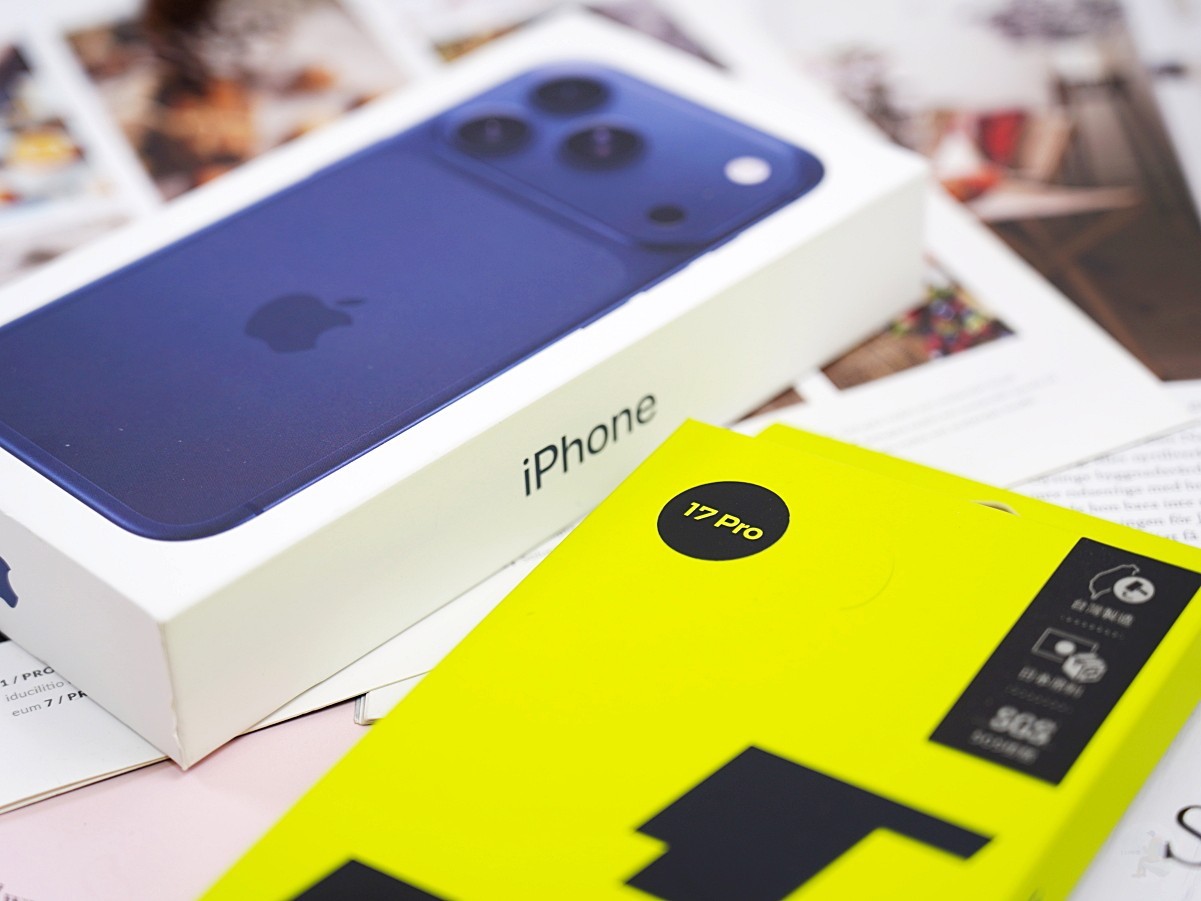 iPhone 17 Pro 保護貼, iPhone 17 Pro 螢幕保護貼, JiaPlus 保護貼, 無色藍光保護貼, 玻璃保護貼 推薦,iPhone 17 Pro 配件, 護眼保護貼, 高透光 保護貼, SGS 檢驗 保護貼, 台灣製造 保護貼, 日本原料 保護貼, 防刮保護貼, 好安裝 保護貼, 環保包裝 保護貼,iPhone 17 Pro 保護貼 推薦 哪一款最好, iPhone 17 Pro 用哪款護眼保護貼, 高透光不偏色的 iPhone 17 Pro 保護貼, 通過 SGS 認證的 iPhone 保護貼, 台灣製造的 iPhone 17 Pro 保護貼, 無藍光護眼 iPhone 17 Pro 保護貼 開箱, 安裝簡單的 iPhone 17 Pro 保護貼, 環保包裝的 iPhone 保護貼