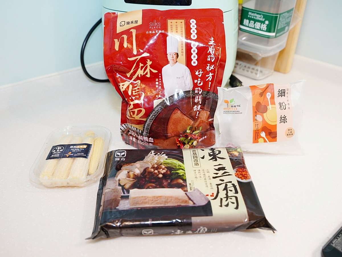樂禾屋川麻鴨血, 台南晶英酒店鴨血, 全聯鴨血, 麻辣鴨血推薦, 飯店主廚監製, 宵夜美食, 即食滷味, 火鍋湯底, 懶人料理, 全聯即食