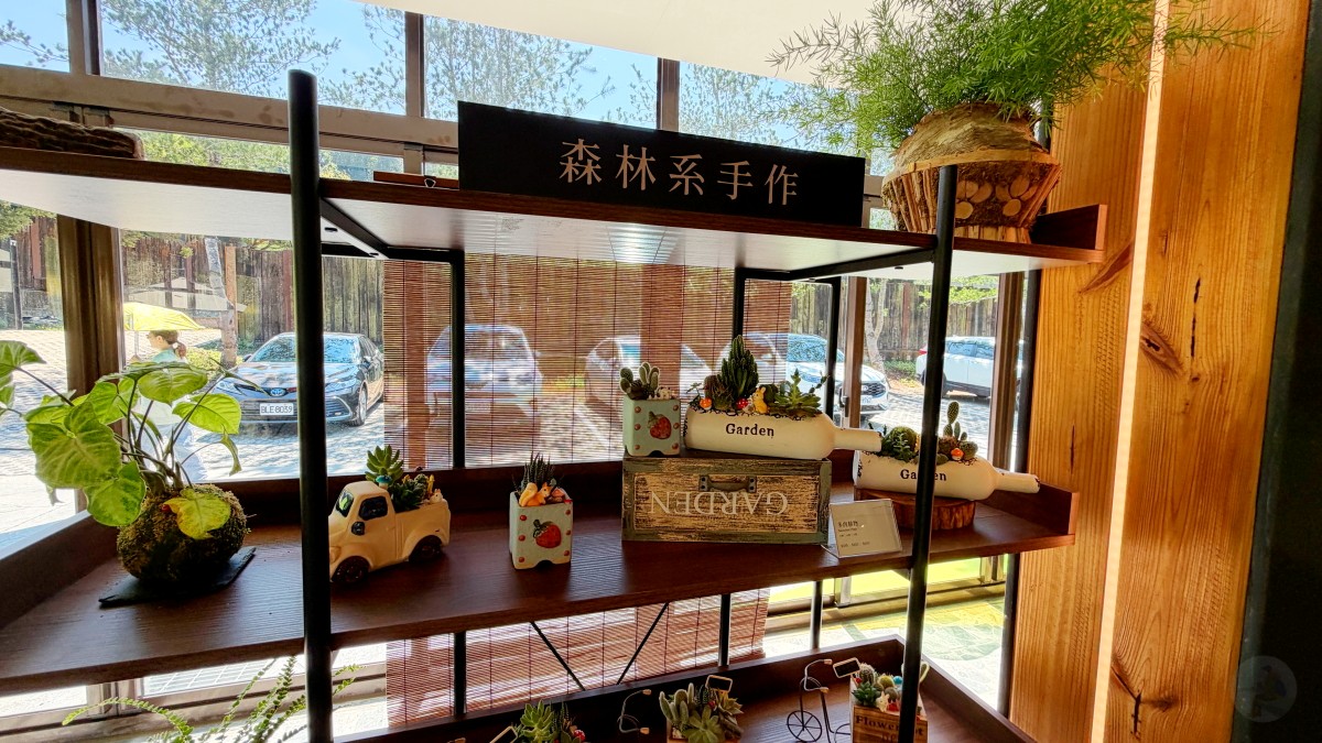 山林兼味室內用餐環境與裝潢