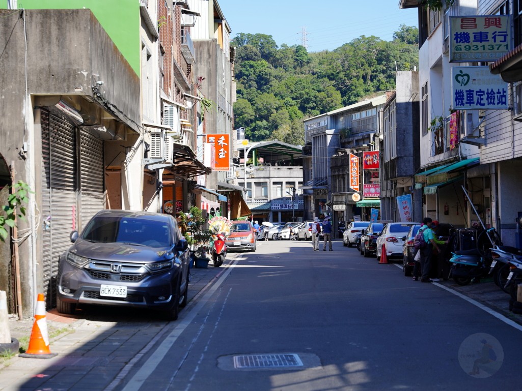 苗栗美食, 獅潭美食, 仙山仙草, 苗栗景點, 客家美食, 炸仙草, 仙草雞湯, 獅潭老街, 苗栗一日遊, 親子友善餐廳