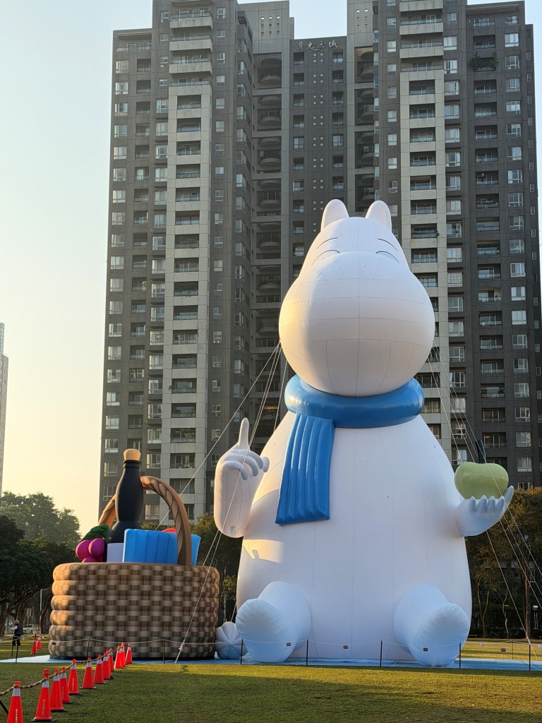 台中市民廣場展出的姆明燈飾搶先看