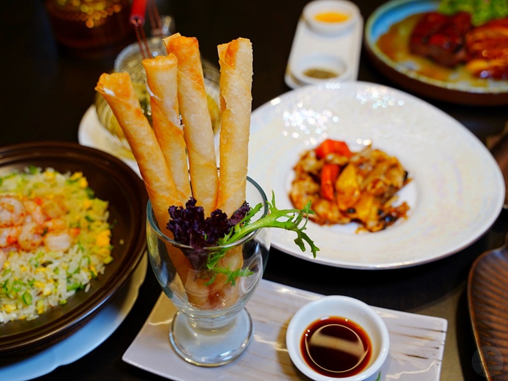漢來名人坊,漢神洲際美食, 漢來美食, 粵菜餐廳, 高級粵菜, 米其林餐廳,台中漢神洲際美食, 漢來名人坊, 台中粵菜餐廳推薦, 燕窩釀鳳翼, 台中聚餐推薦, 台中商務宴客, 漢來名人坊包廂,母親節