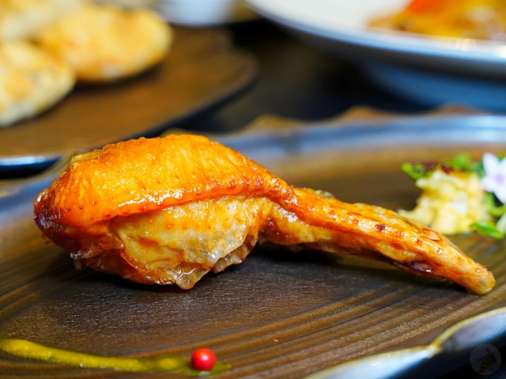 漢來名人坊,漢神洲際美食, 漢來美食, 粵菜餐廳, 高級粵菜, 米其林餐廳,台中漢神洲際美食, 漢來名人坊, 台中粵菜餐廳推薦, 燕窩釀鳳翼, 台中聚餐推薦, 台中商務宴客, 漢來名人坊包廂,母親節