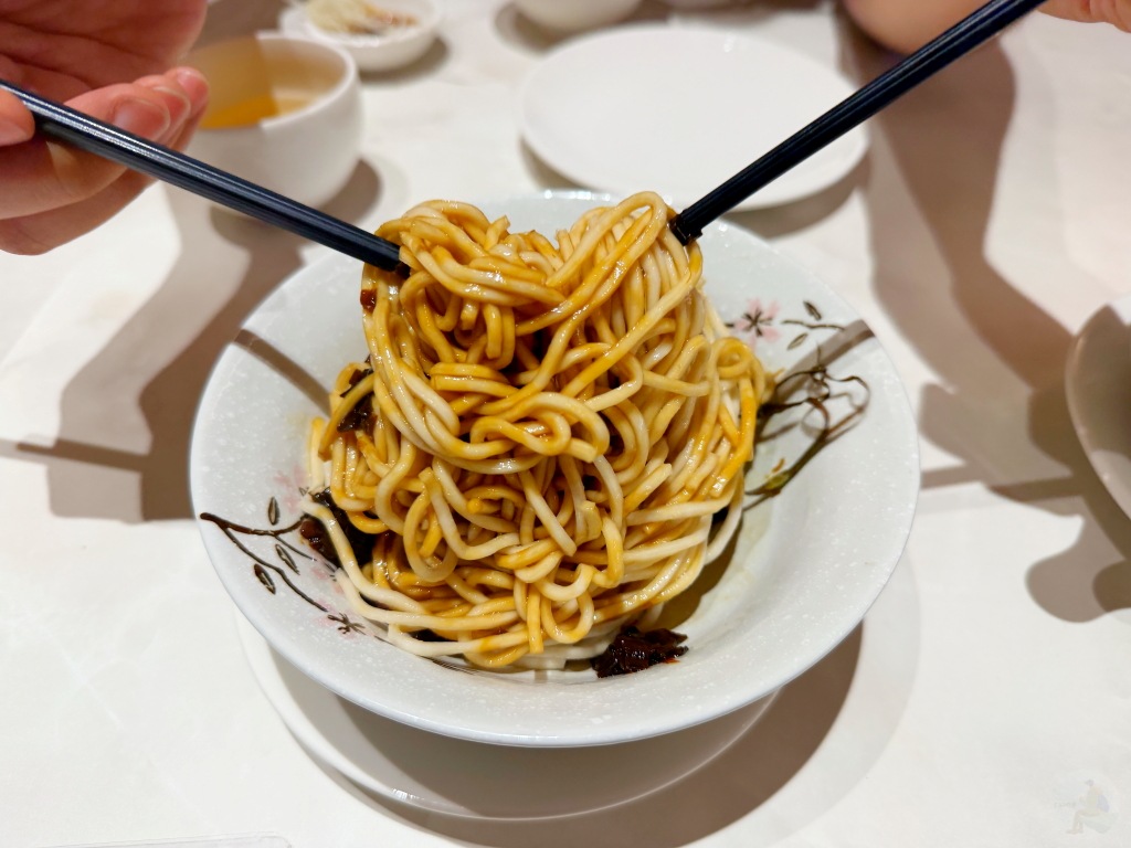 蔥油拌麵麵條特寫