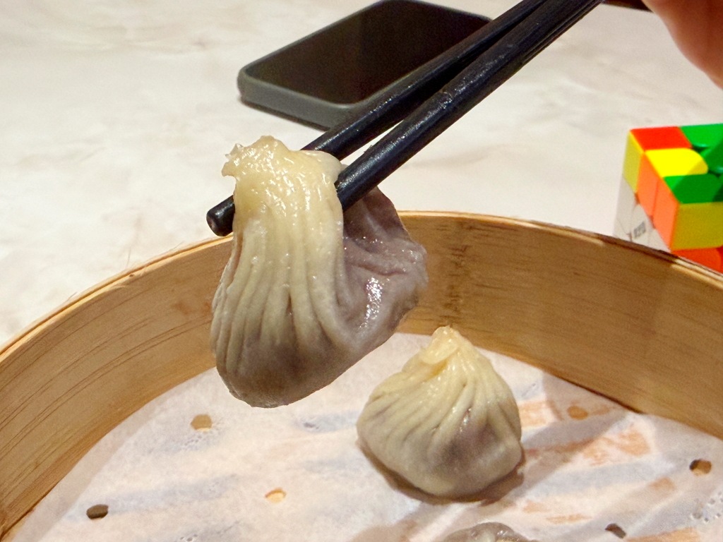 巧克力小籠包濃郁內餡
