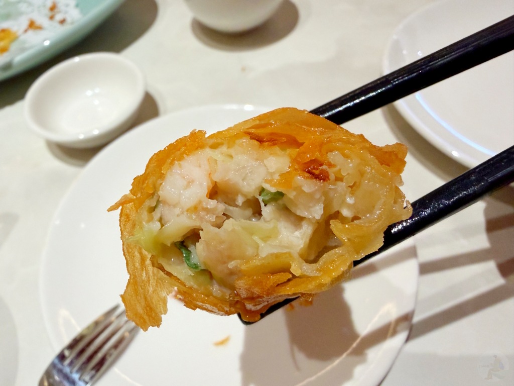 脆皮炸春捲扎實飽滿的內餡