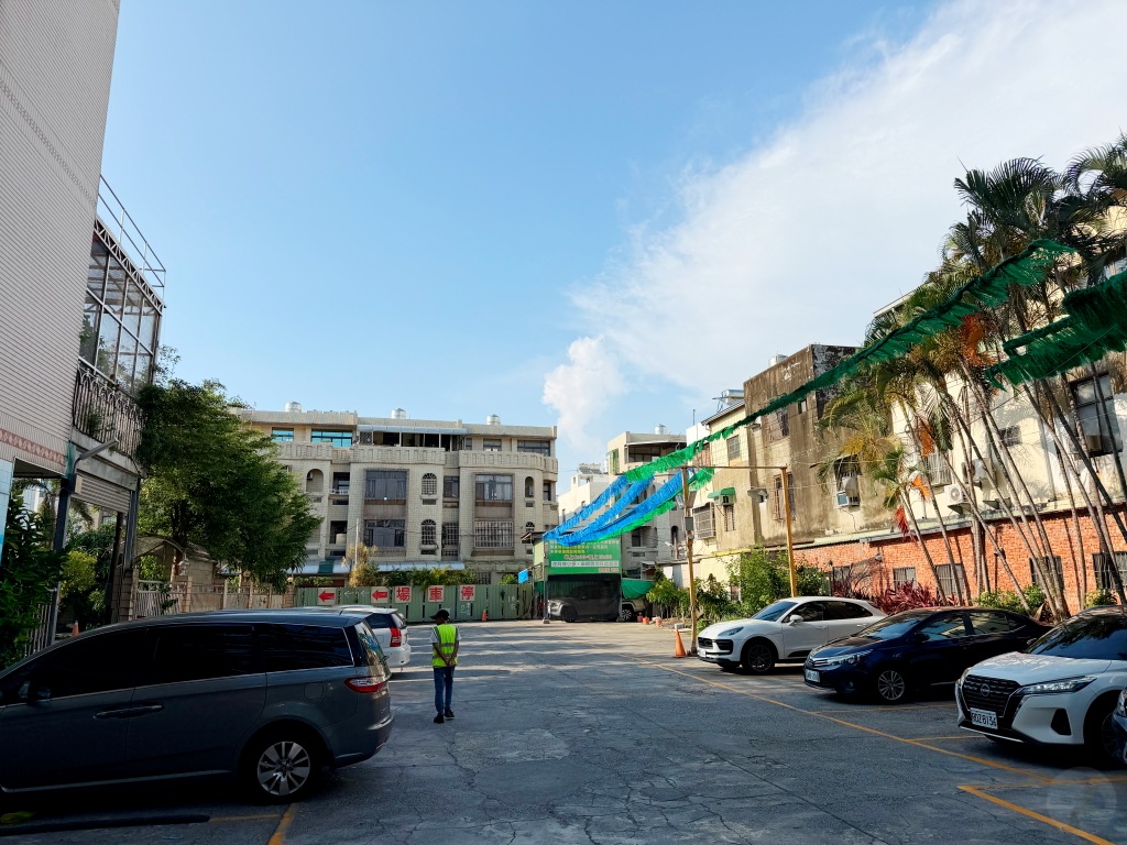 阿蘭碗粿專屬停車場空間實景