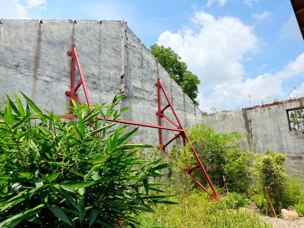 適合溜小孩的竹建築親子遊戲場