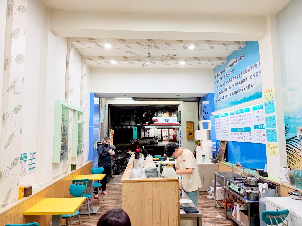 台中潭子沛泉綿綿冰 店內用餐環境