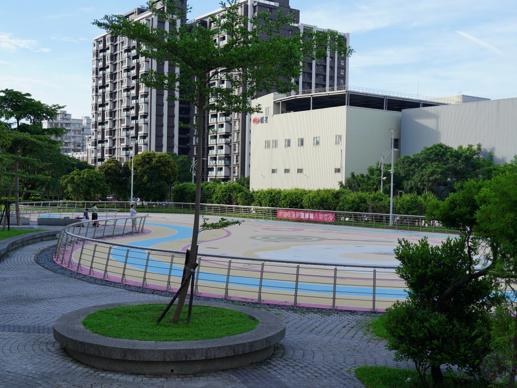 台茂公園 專業直排輪場地