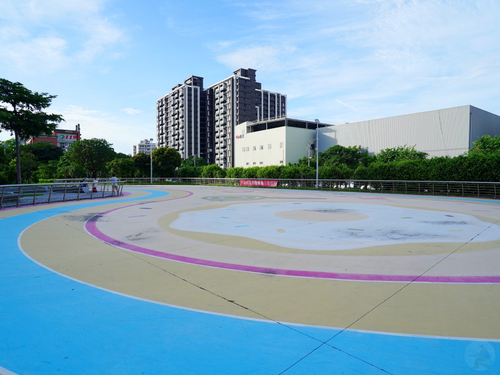台茂公園 直排輪場地細節