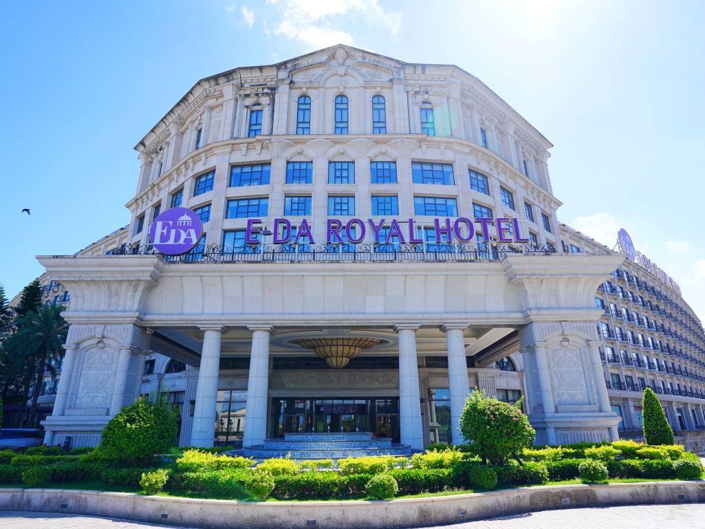 義大皇家酒店歐式氣派建築外觀
